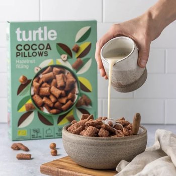 Muesli Cocoa Pillows with Hazelnut Cream Organic, 300g